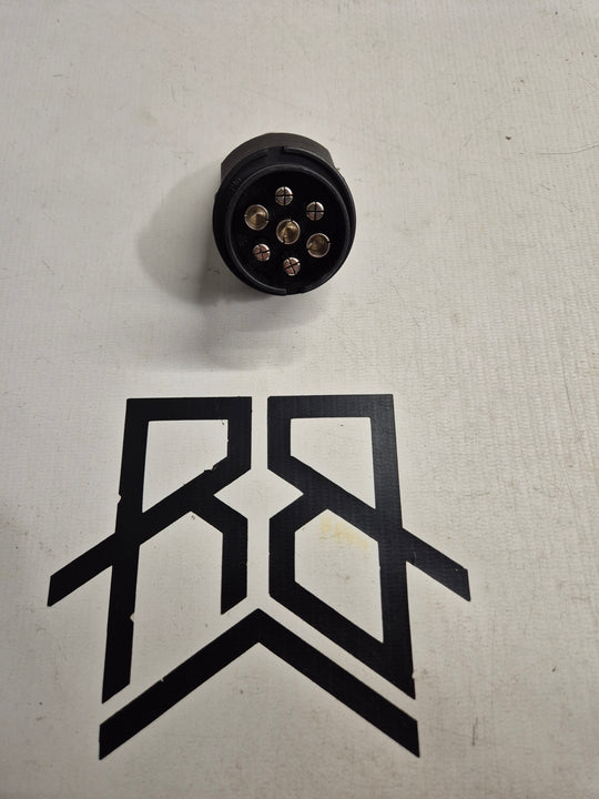 Thule 9906 - 7 to 13 Pin Adaptor