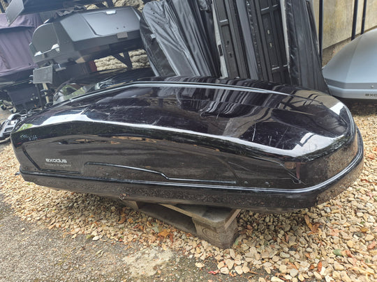 Halfords 470L roof box - Used