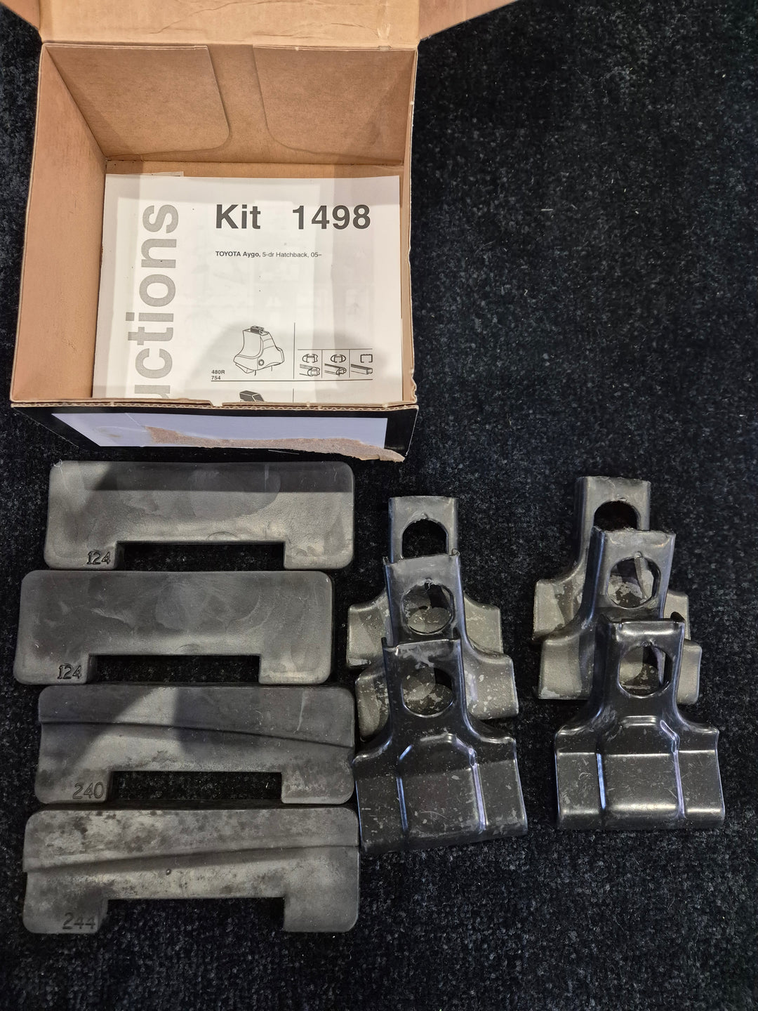 Thule 1498 Fitting kit Toyota Aygo hatchback 2005 onward - Used