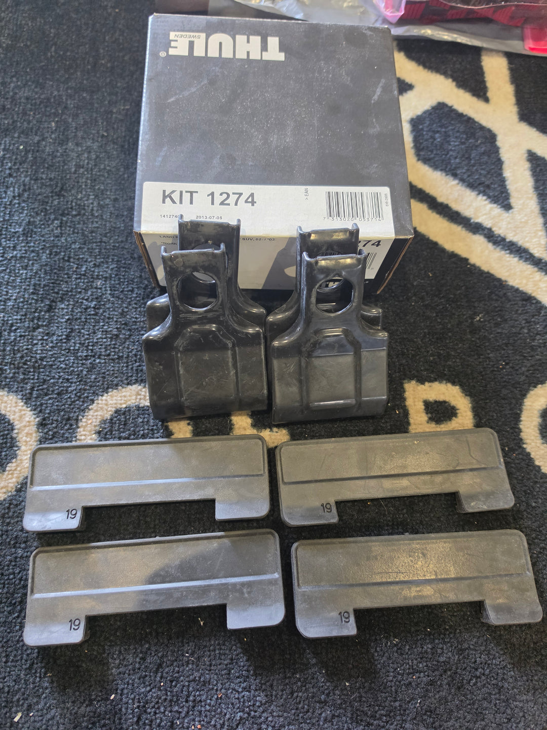 Thule 1274 Fitting Kit- Very Rare Land Rover L322 normal roof used