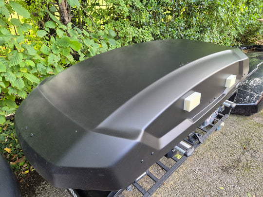 Thule Force 3 L - Large 450L - New with small mark