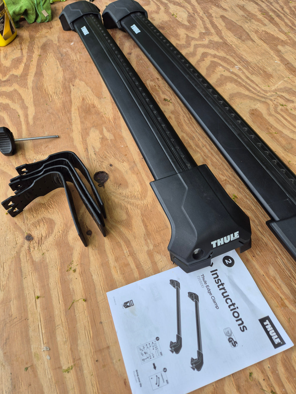 Thule Wingbr Evo Edge ( 721220 - 721120 & 7204) set black PASSAT B6 & B7 Estate & others