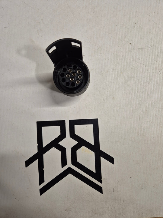 Thule 9906 - 7 to 13 Pin Adaptor