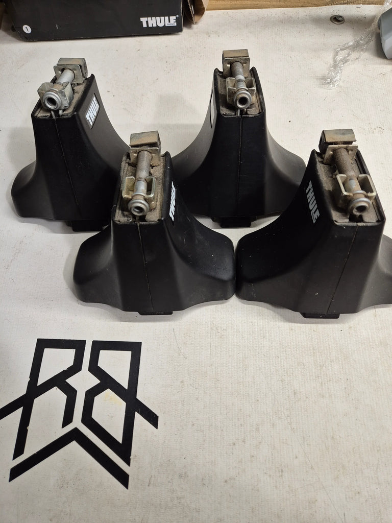 Thule 750 Footpack prior to 754) – Roof Boxed