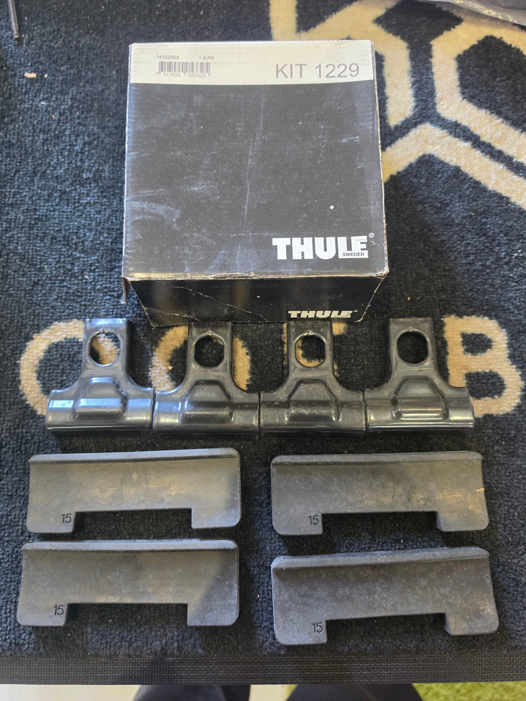 Thule 1229 Fitting Kit - JAGUAR X-Type, 4-dr Sedan, 01-09 used