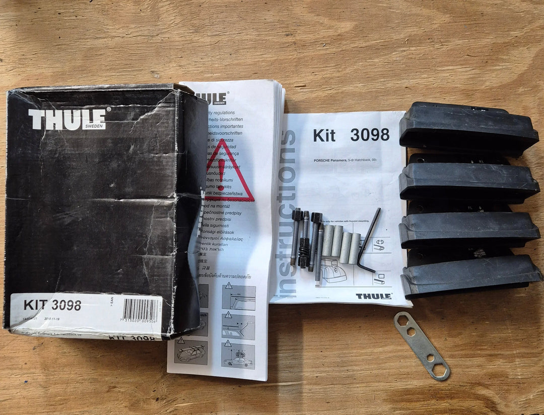Thule 3098 Fitting Kit Panamera 2009 onward - Used
