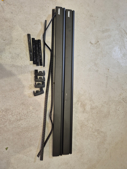 Thule 961B wingbar 118cm Black