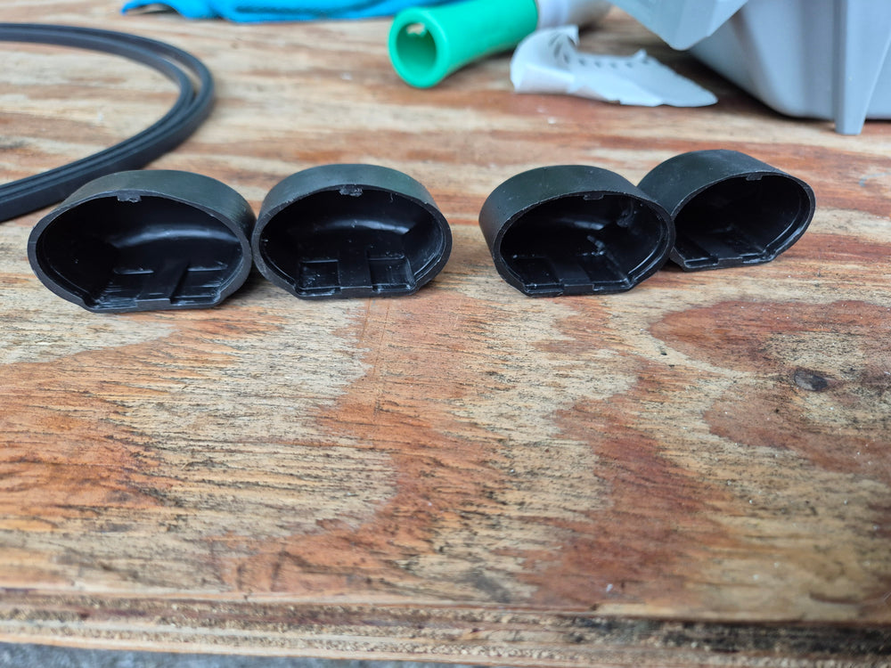 Summit Roof Bar end caps - SUM ( Not SUP)