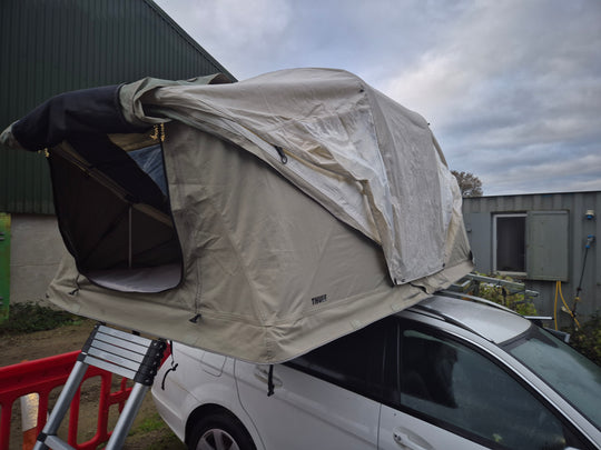 Thule Approach Roof Tent M Pelican Grey - Ex Display - Collection only