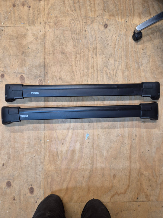 Thule 9594B & 3136, Wingbar Edge Black set for MERCEDES C-Class W205 Saloon 2014- & Coupe 2016- ( Fixed points)