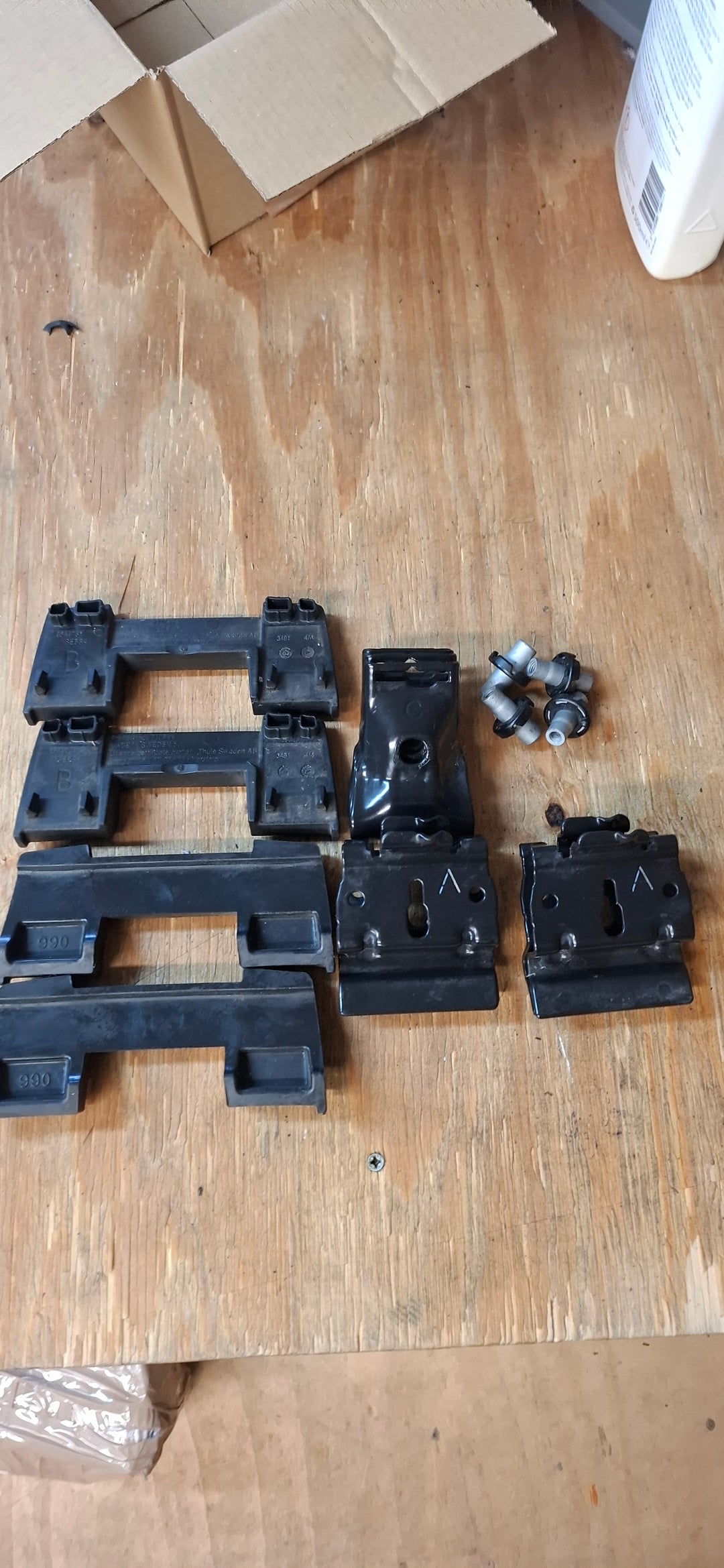 Thule 6091 Fitting Kit - AUDI Q3 (2019 Onwards) (Flush Rail) (186091) Used