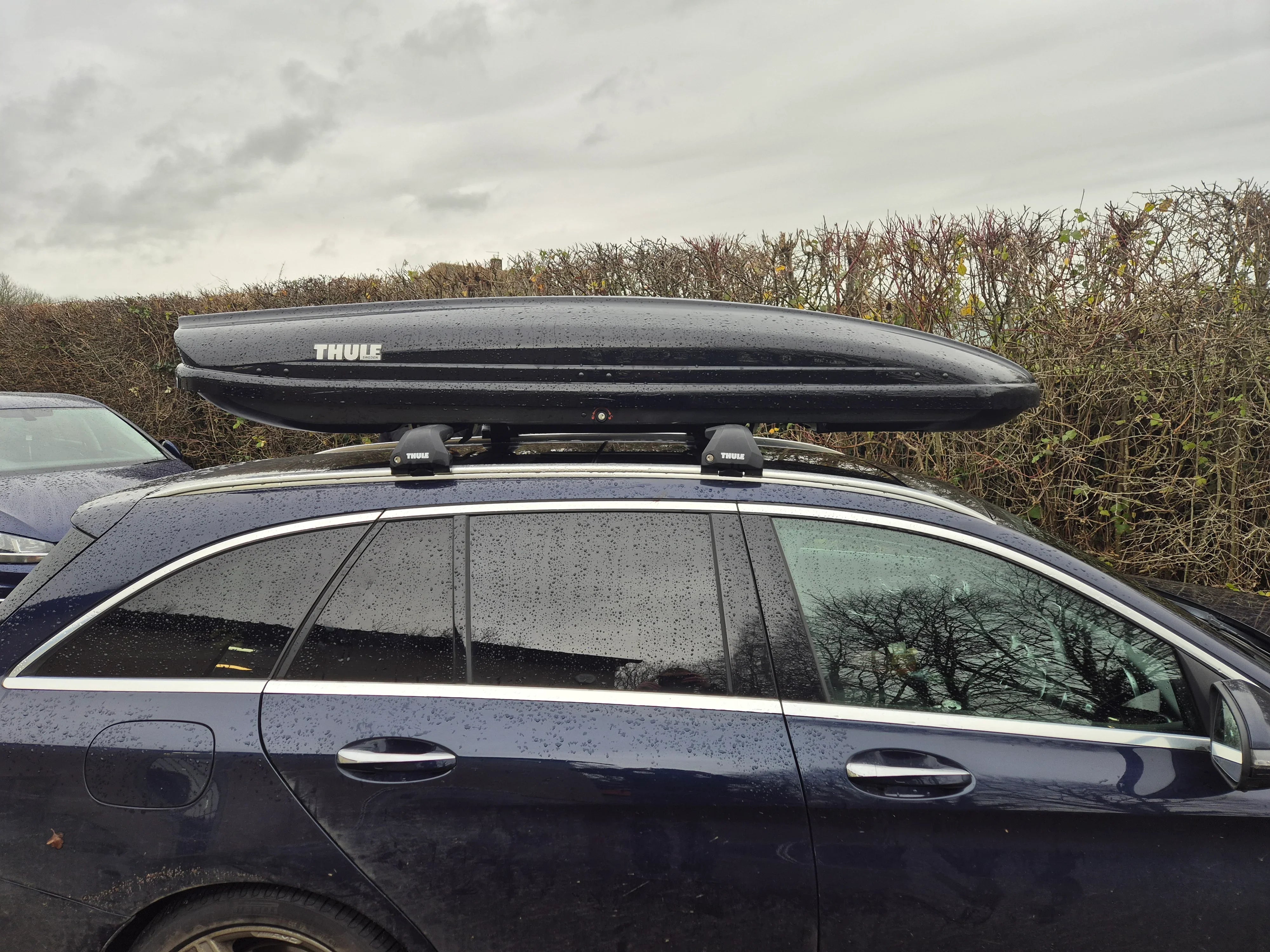 Thule Spirit 820 Roof Box 480L - Used ( Scratched ) – Roof Boxed