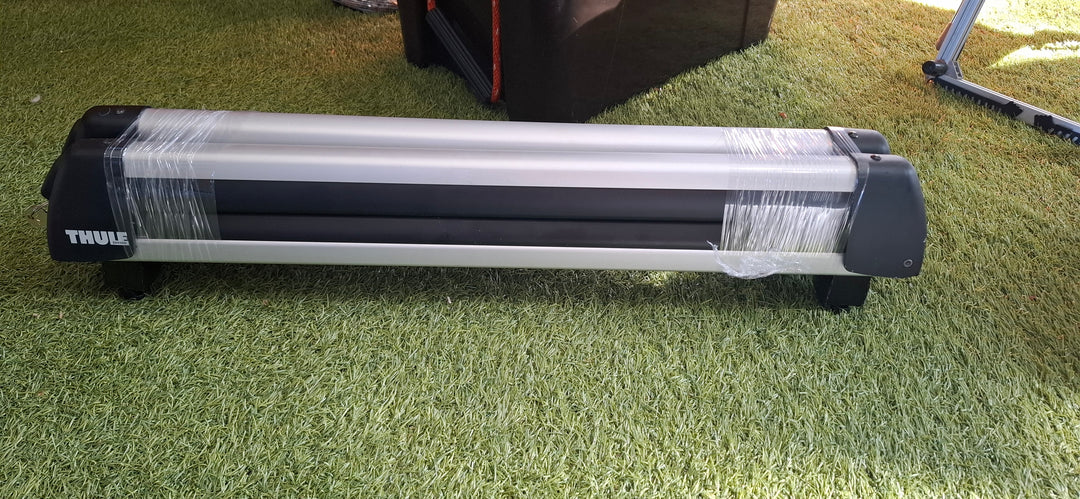 Thule 727 ski rack for square bars