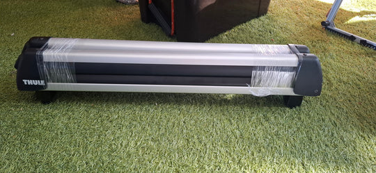 Thule 727 ski rack for square bars