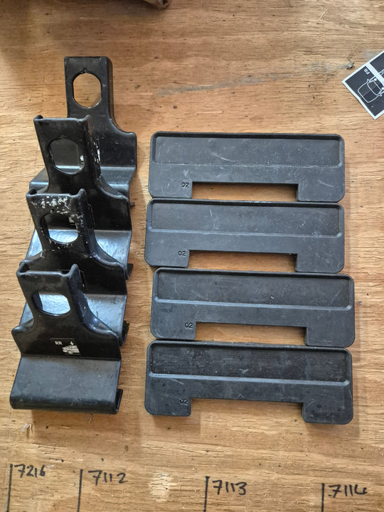 Thule 1157 Fitting Kit - Nissan Maxima & Others