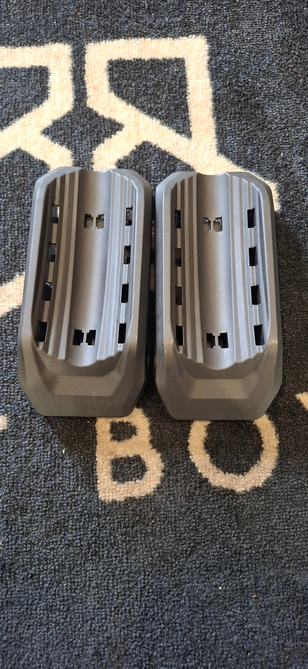 Halfords advanced wheel holder x2 used