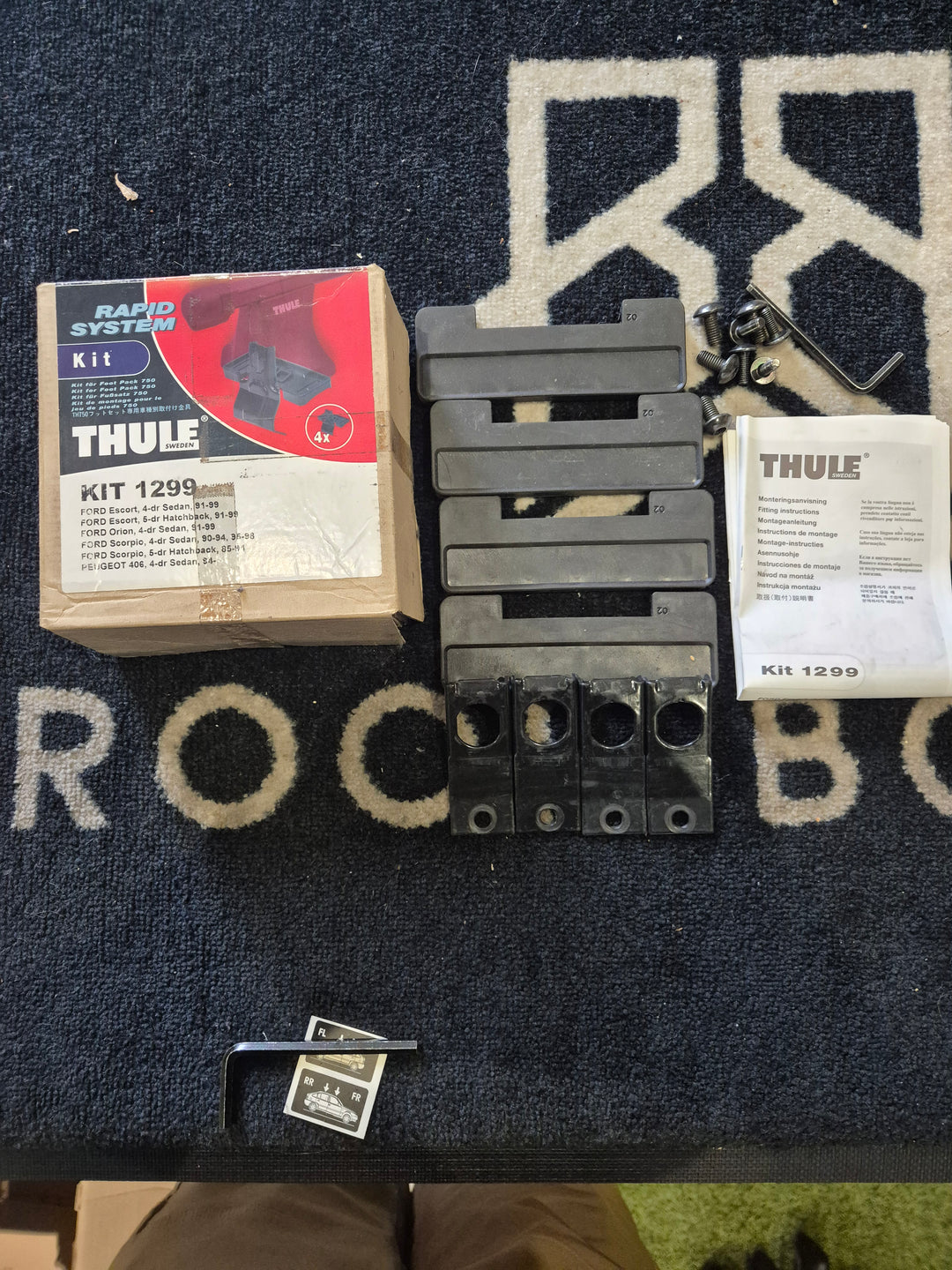 Thule 1299 Fitting Kit Ford Escort 1991 to 1999