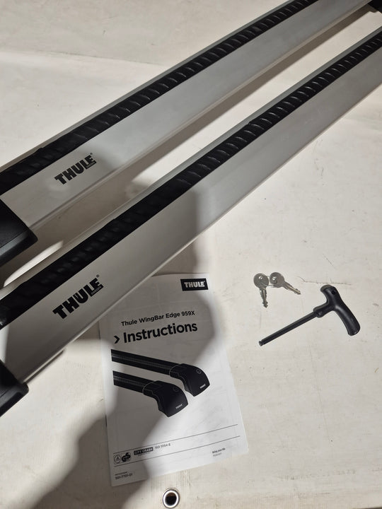 Thule Wingbar Edge set for Mitsubishi Outlander 2013 to 21 (9595 & 4030)