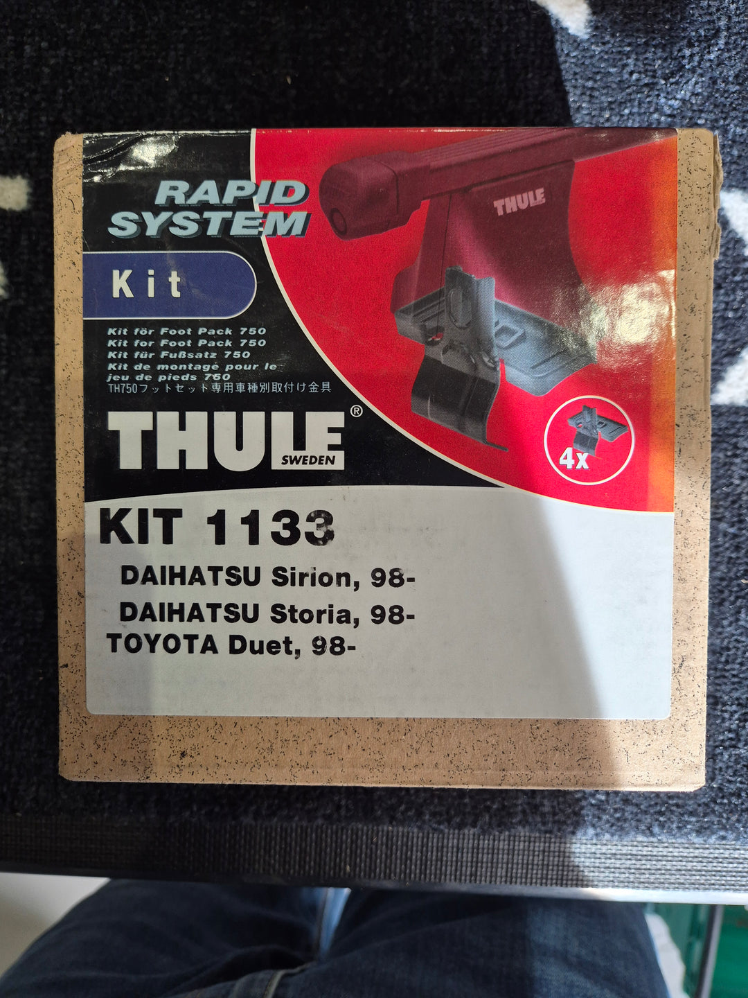 Thule 1133 Fitting Kit DAIHATSU silicon 1998 onward & others