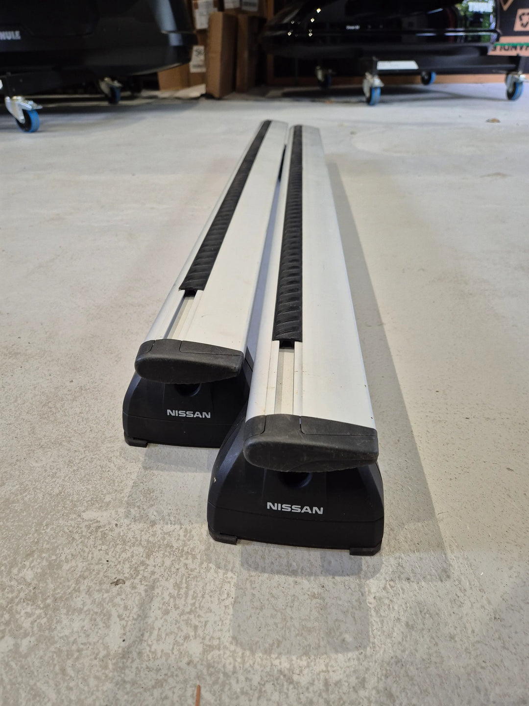 Nissan Qashqai 2014 - 21 Raised Rail Roof Bars OEM
