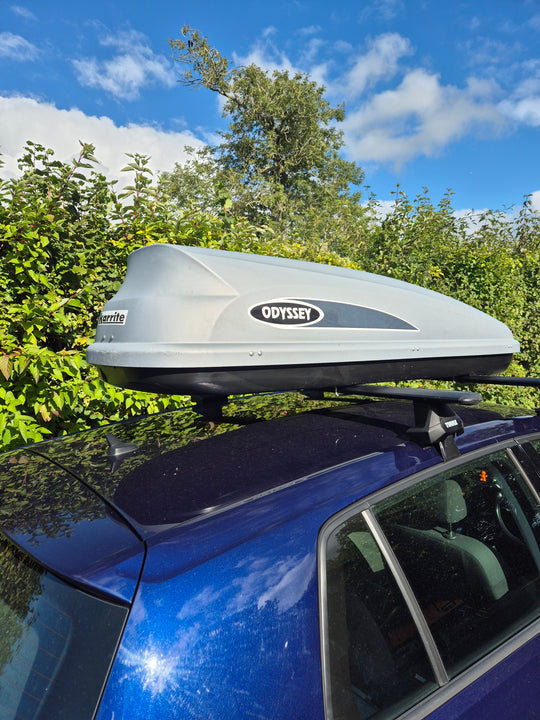 Karrite Odyssey 330L Roof Box Used