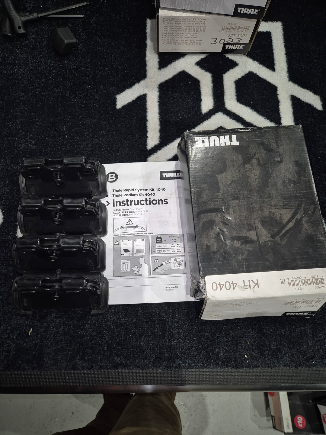Thule 4040 Fitting Kit - SUZUKI Hustler, SX4 S-Cross & Vitara - used