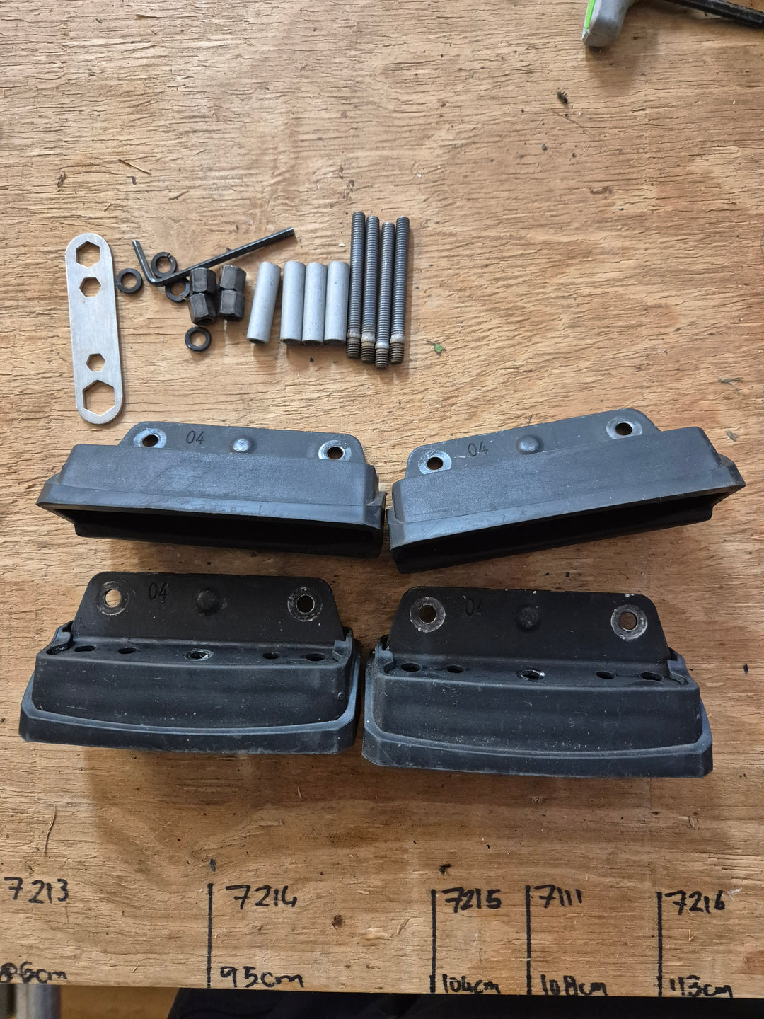 Thule 3098 Fitting Kit - PORSCHE Panamera, 5-dr Hatchback, 09–16