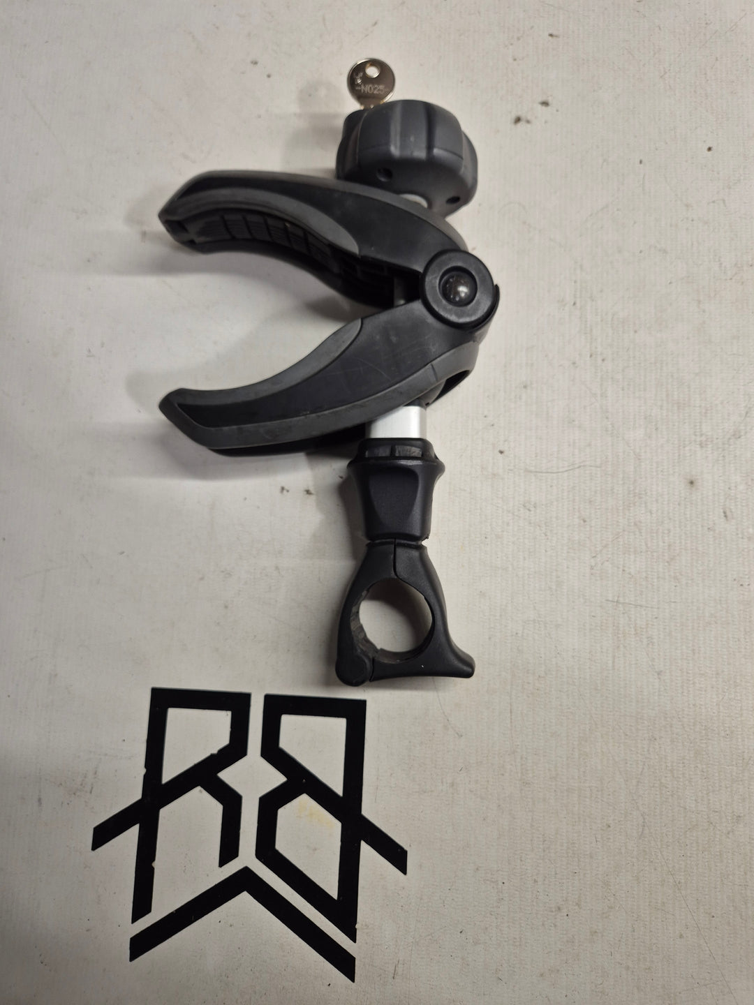 Thule 52695 Velocompact arm 1 - Replacement part used