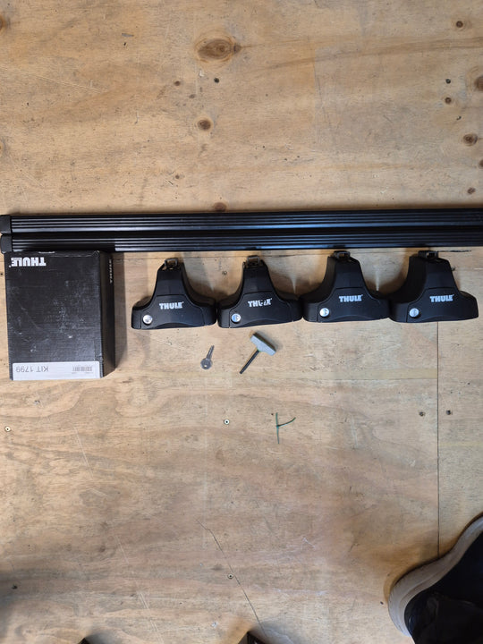 Thule Roof Bars for Jeep Cherokee 2014- Normal Roof ( 1799 - 754 - 762)