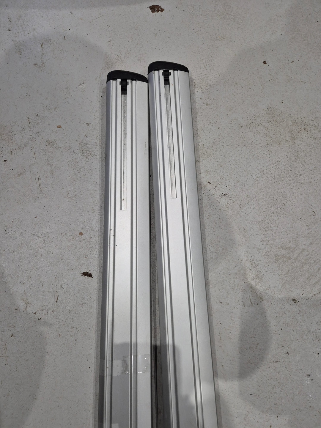 Thule 7111 Wingbar Evo 108cm Used