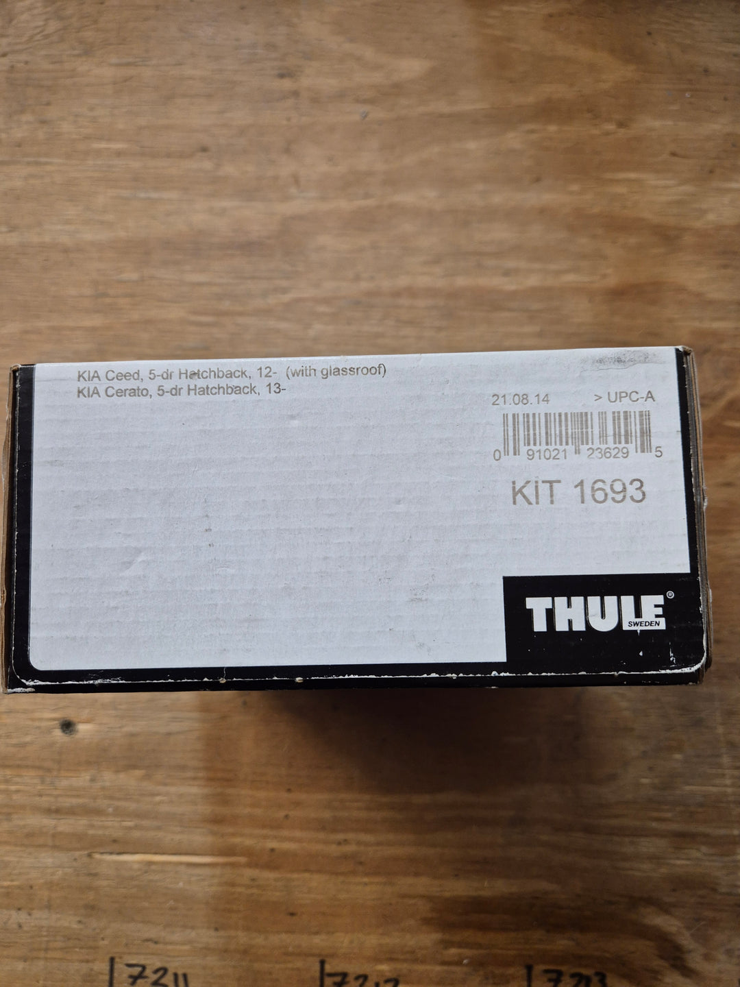 Thule 1693 Fitting Kit KIA Ceed 2012 onward with glass roof