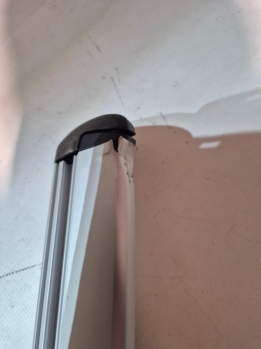 Thule Wingbar Evo 711400 (135cm ) single bar - Damaged