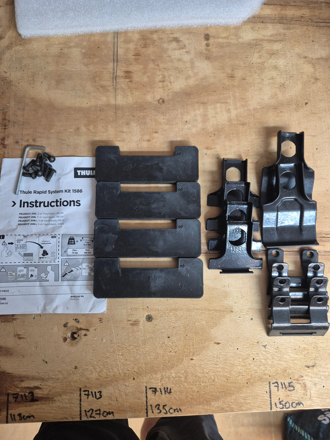 Thule 1586 Fitting Kit Peugeot 206  - Rare