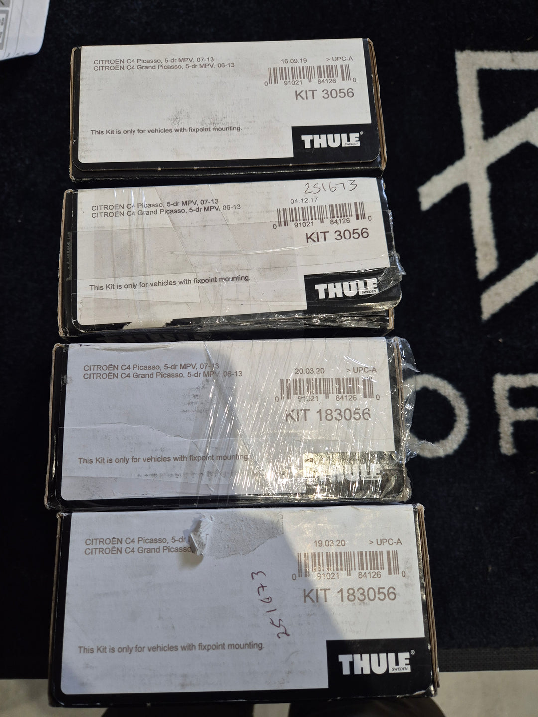 Thule Bundle 3056 Fitting Kits x 4