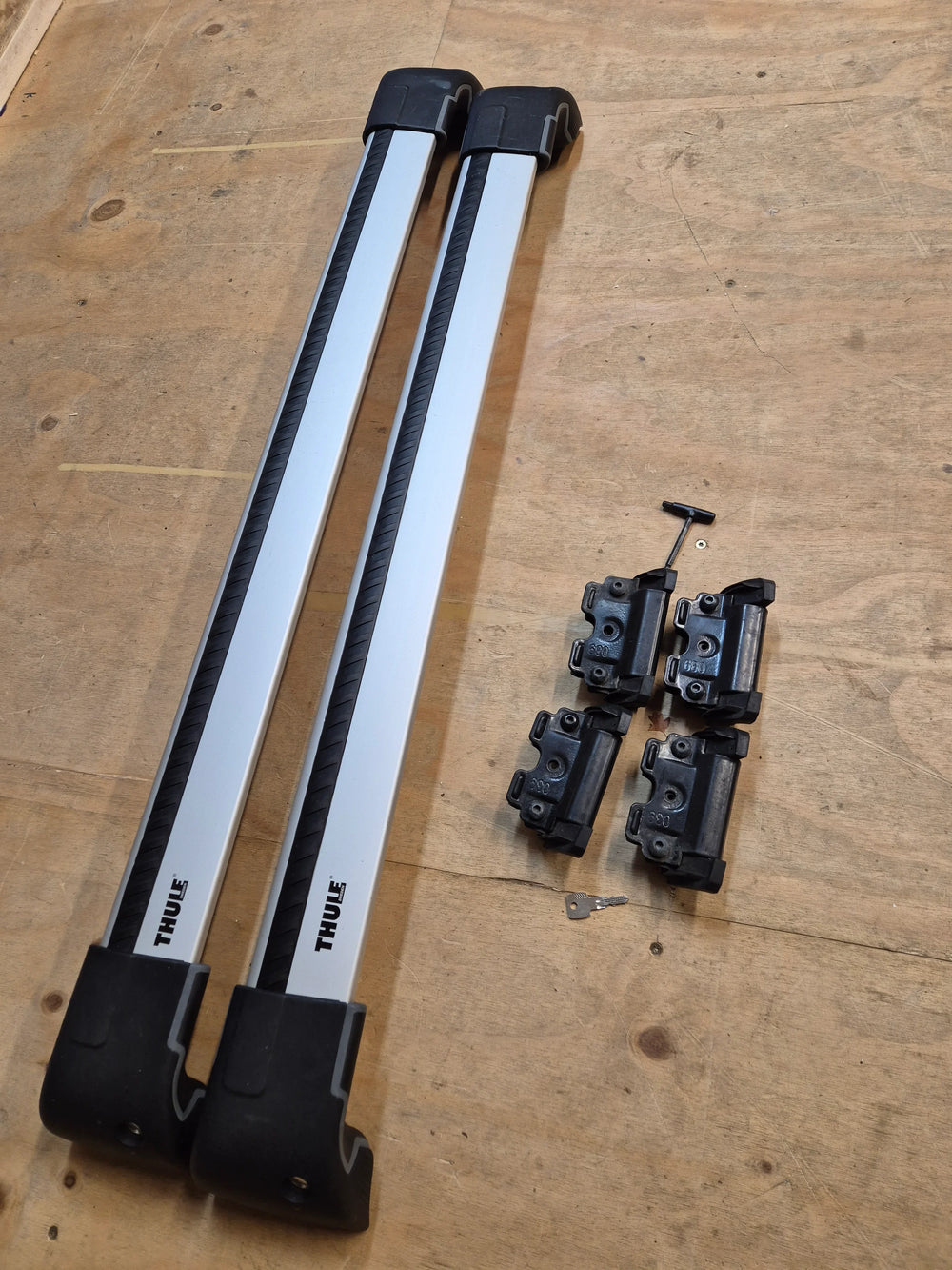 Thule 9595 & 4035, Wingbar Edge set for AUDI A3 Sportback 8V, 13-20 Hatchback