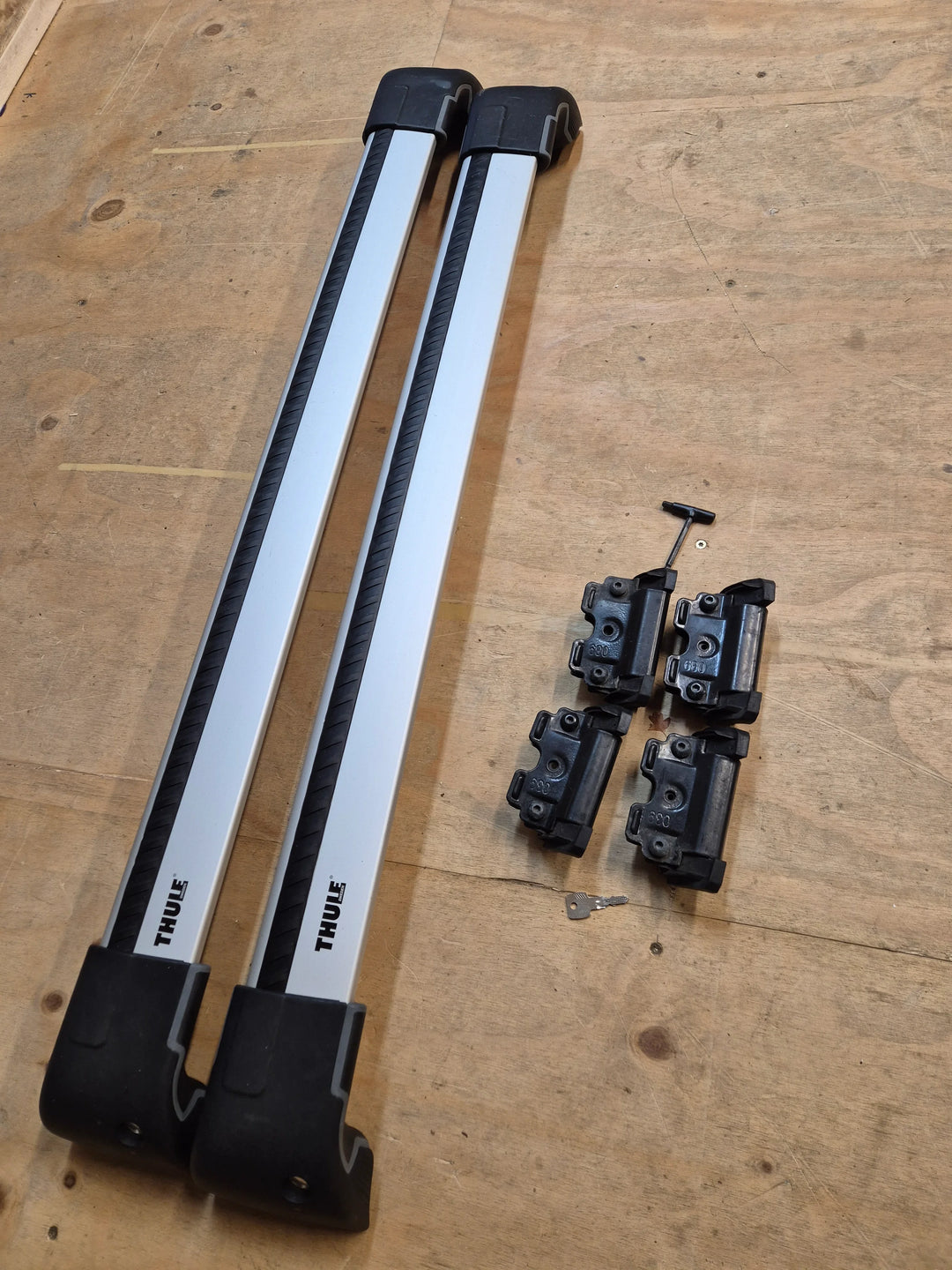 Thule 9595 & 4035, Wingbar Edge set for AUDI A3 Sportback 8V, 13-20 Hatchback