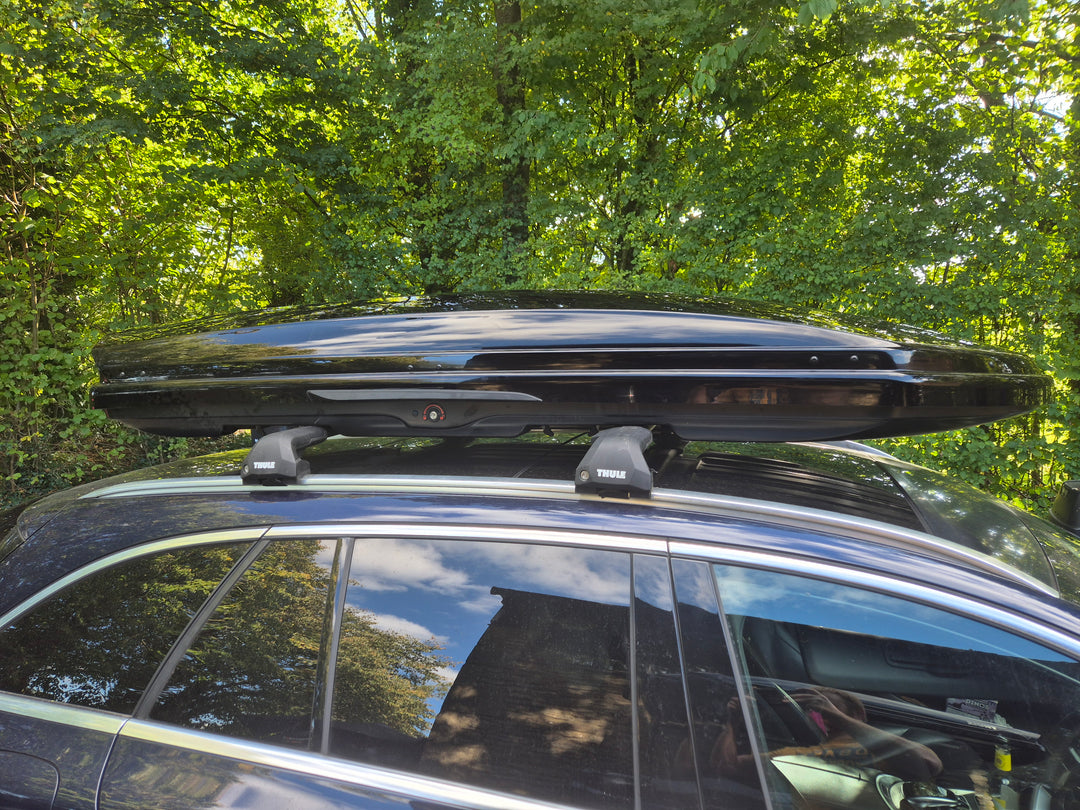 Thule Dynamic 900 Roof Box - Premium Slimline model - Used