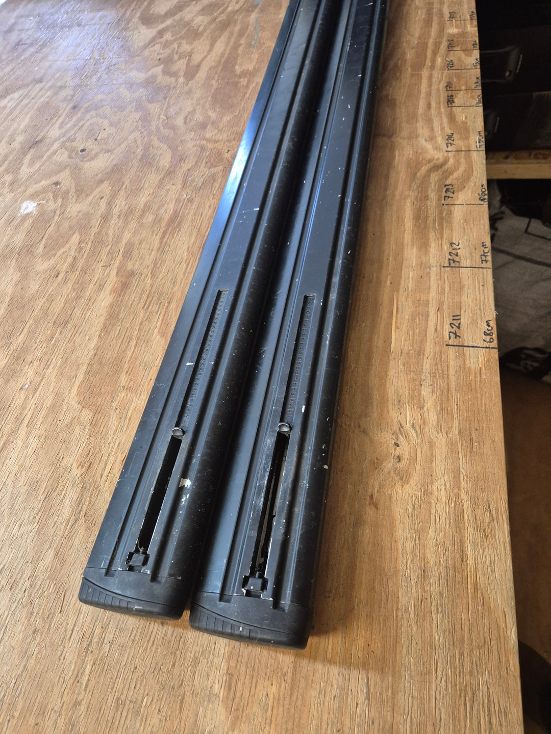 Thule Wingbars 118cm - READ DESCRIPTION