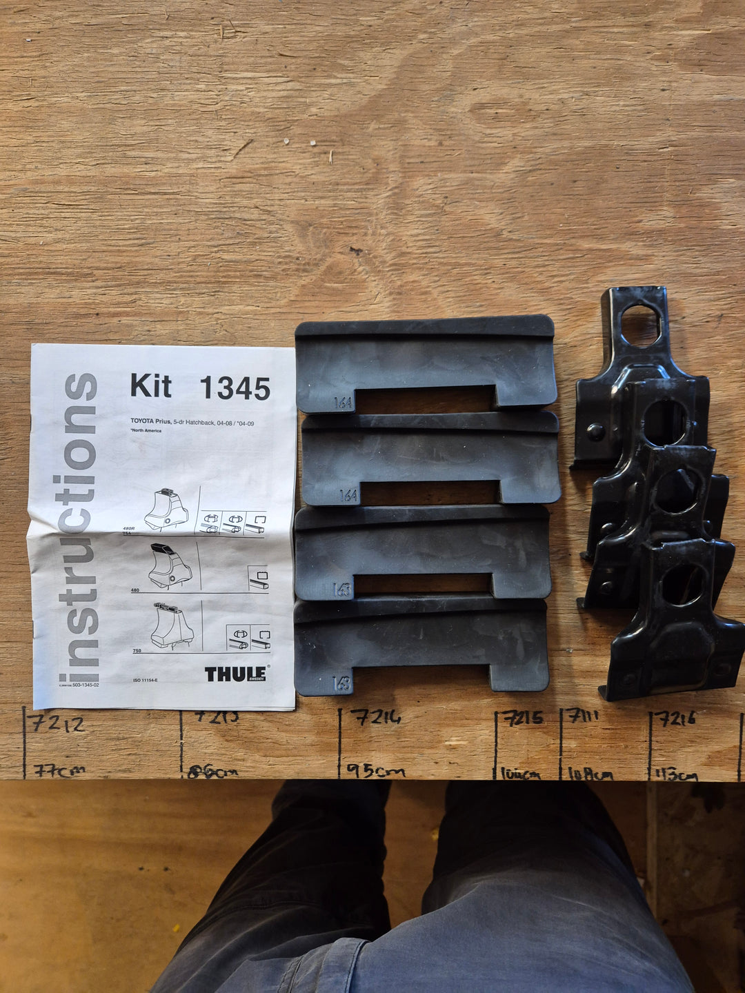 Thule 1345 Fitting Kit Toyota Prius 2004 to 2008 - Used