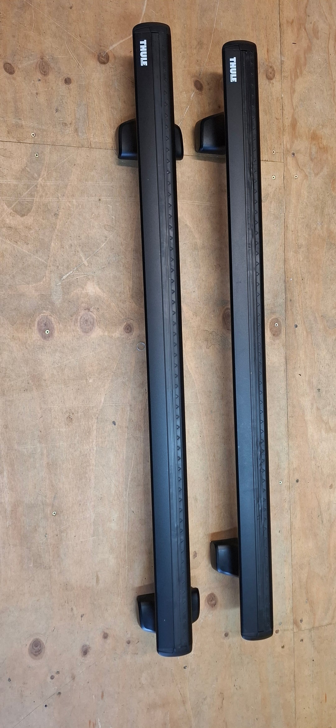 Thule Roof Bar set for NISSAN Elgrand E52 (1628-754-711420) - Very Rare - Used