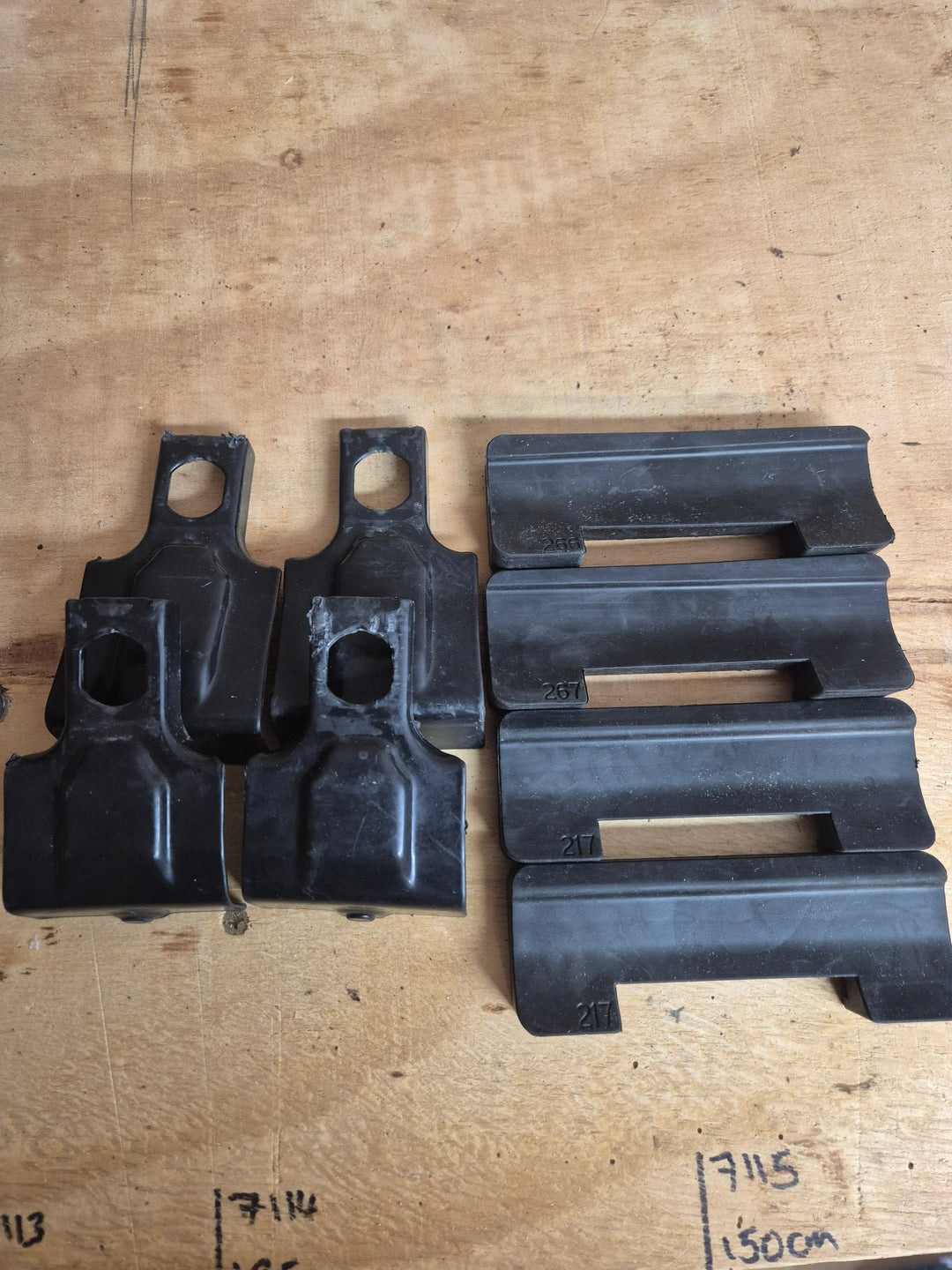 Thule 1710 Fitting Kit - VOLKSWAGEN Golf VII 2013 onwards - Used