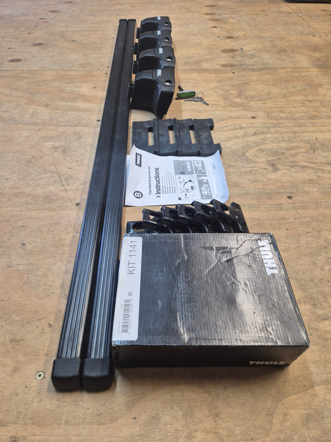 Thule square bar set for DAIHATSU Sirion hatch 2006 onward