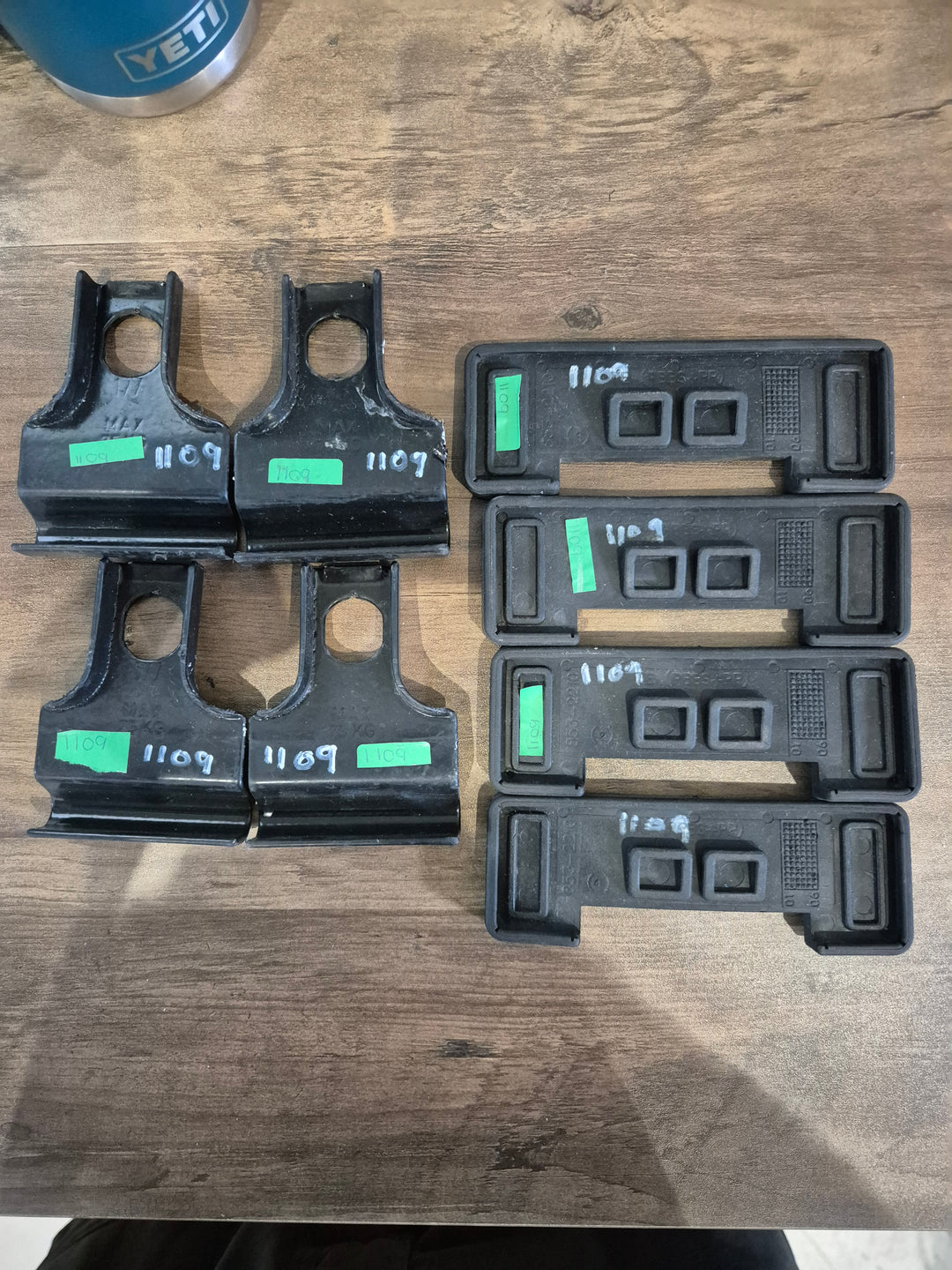 THULE 1109 Fitting Kit KIA Sportage(Mk 1), 3-dr SUV, 96-03 (Normal Roof) - Used
