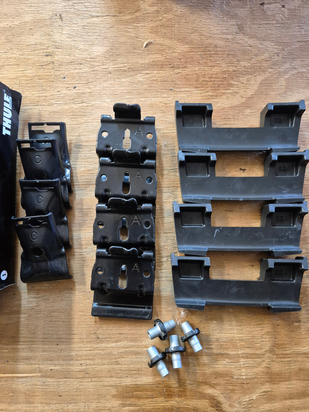 Thule 6020 Fitting Kit - MERCEDES GLC, 5-dr SUV, 15- (186020) - Used