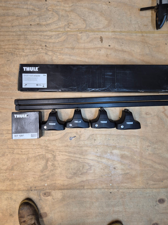 Thule Roof Bars for Renualt Megane 3dr Coupe 1997 - 02 ( 1297 - 774 - 761 - 754