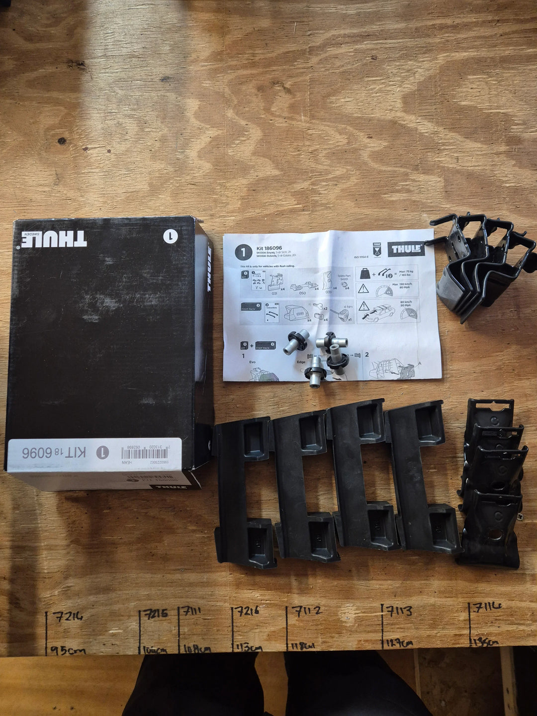 Thule Fitting Kit 6096- SKODA Octavia (Mk. IV), 5-dr Estate 20-, Flush Rails