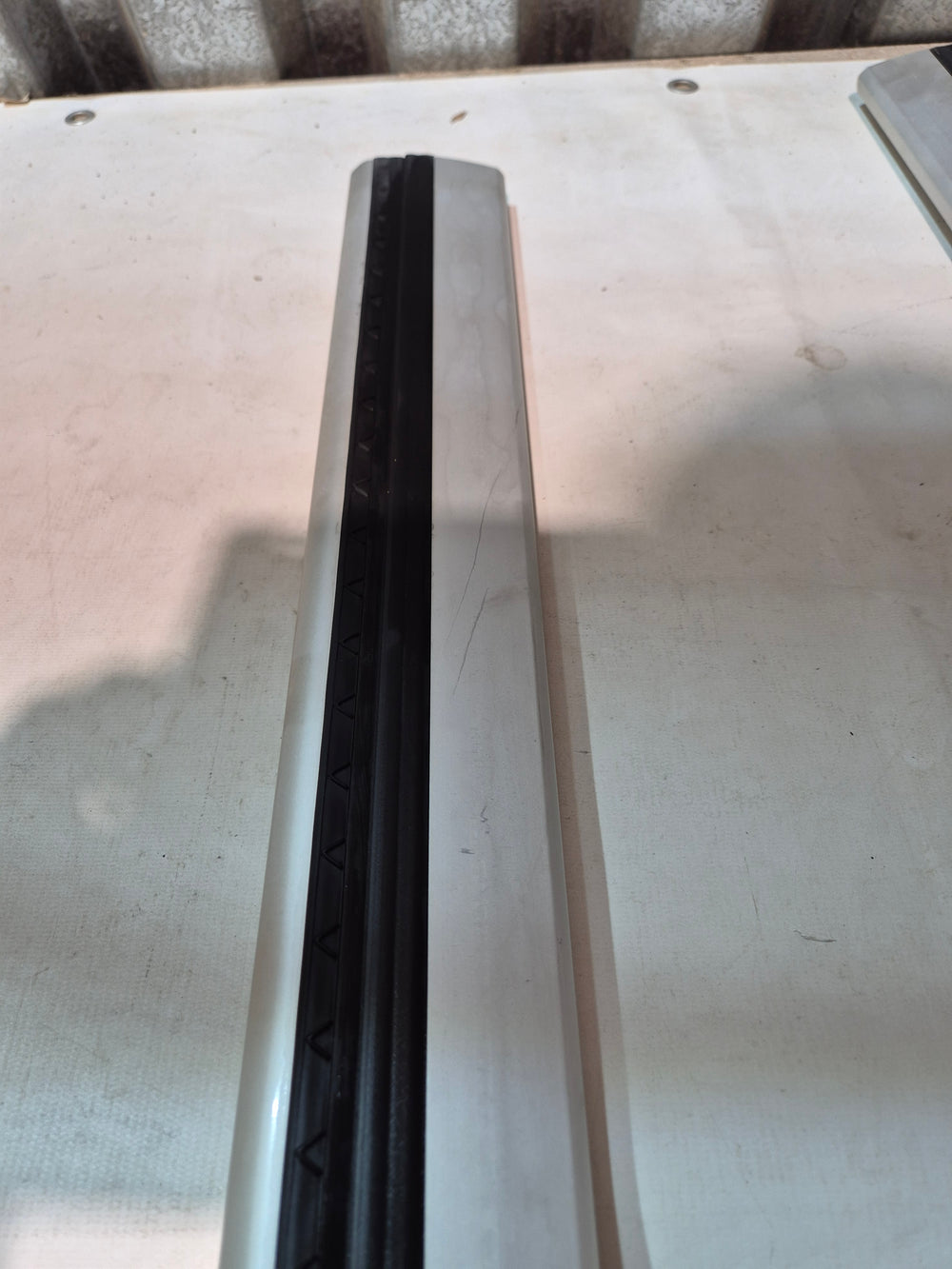 Thule Wingbar Evo Edge 721300 (86cm) x 1 - Used