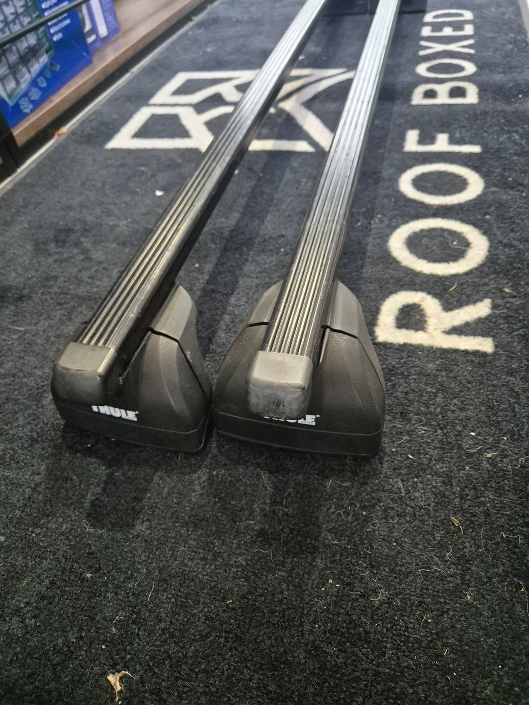 Thule Roof Bars for Discovery Mk IV & V 2004 to 2017 ( T-Track)
