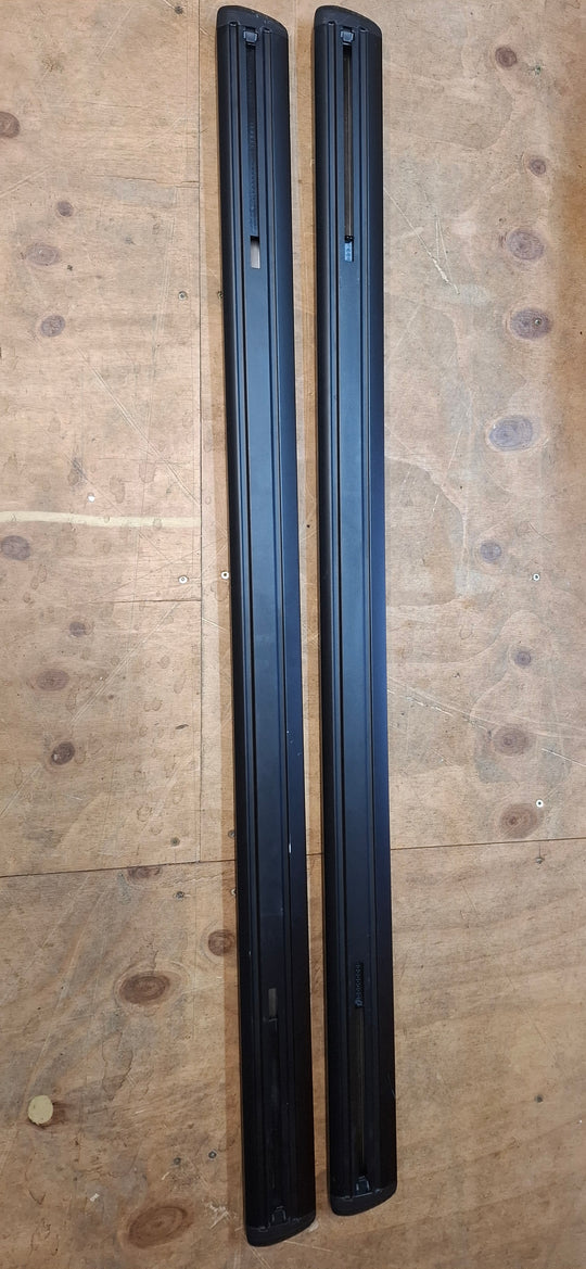 Thule Wingbar Black 127cm 711320