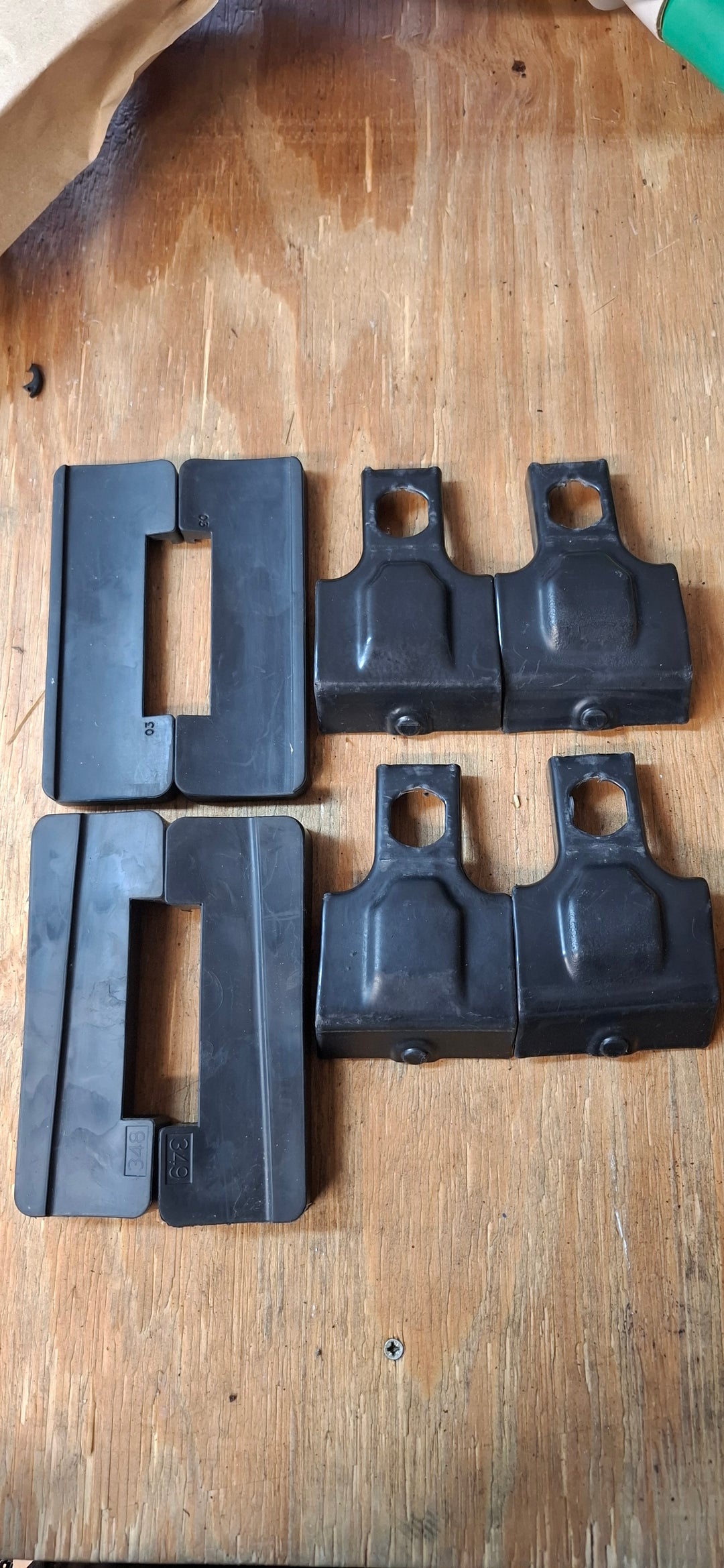 Thule 1685 Fitting Kit - VOLVO V40, 5-dr Hatchback, 12–  (Used)